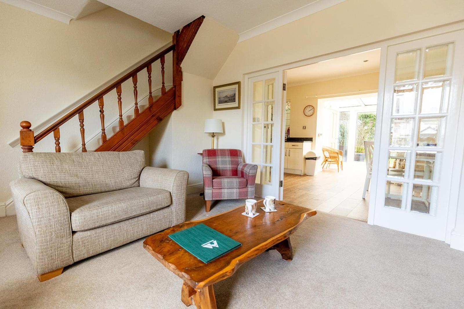 Fir Tree Cottage - Cosy 3 Bed Cottage In Penrhyn Bay With Beautiful Sea Views And Access To Snowdonia Rhôs-on-Sea Esterno foto