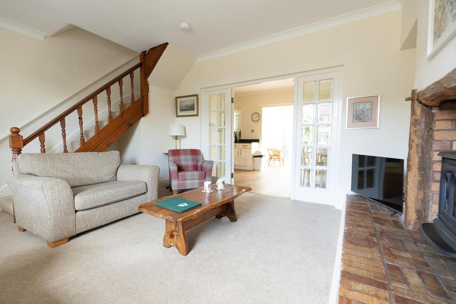 Fir Tree Cottage - Cosy 3 Bed Cottage In Penrhyn Bay With Beautiful Sea Views And Access To Snowdonia Rhôs-on-Sea Esterno foto